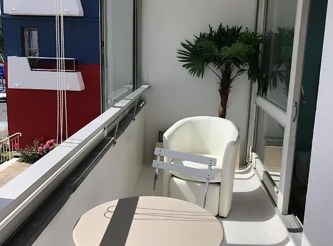 Lägenhet Soleil Et Bateau